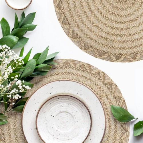 Podložka na stôl Eurofirany elegantná podložka pod taniere glamour Gwen natural