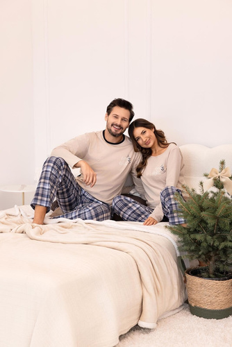 Pánske pyžamo Regina 507 béžové - bavlnené, dlhé, košeľa s potlačou a kárované nohavice