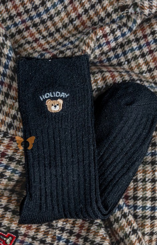 YN5035 Dámske teplé ponožky Magnetis čierne - rebrované s aplikáciou