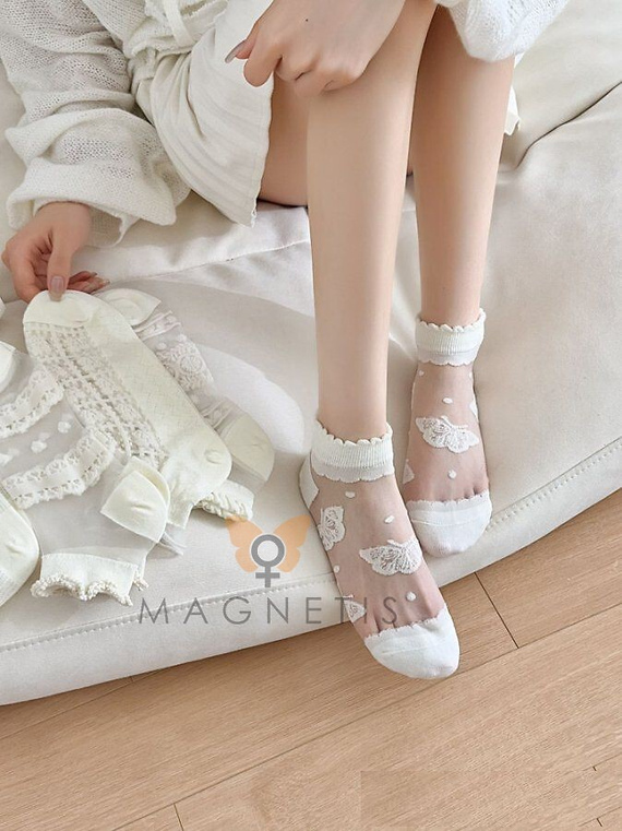 Dámske bavlnené ponožky Magnetis CC-251106 ecru s jemným vzorom