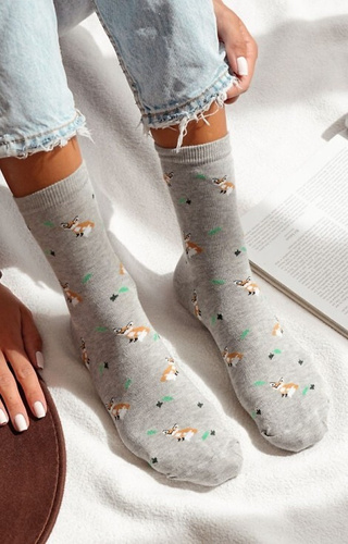 0200-182 Foxes and Leaves Dámske ponožky Milena - bavlna - svetlý melír