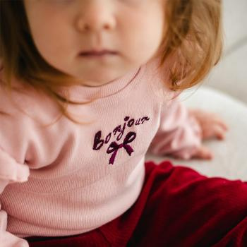 Fluffy Tails Eevi rebrovaná detská blúzka - ružová, s volánikmi na ramenách