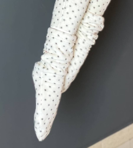 553/554 Wellsoft hladké ponožky na spanie De Lafense - ecru malé bodky