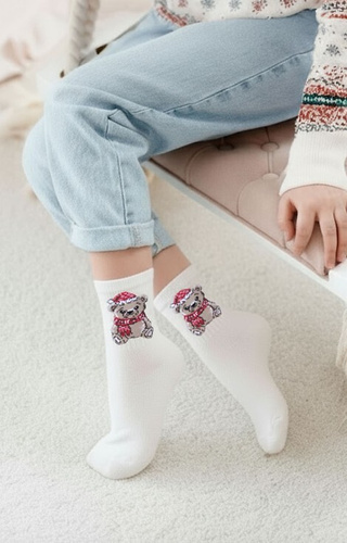 1306-009 Dievčenské vianočné ponožky Milena ecru-bavlna, vzor medvedík