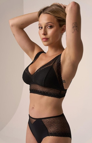 212 Dámske nohavičky Babell čierne - bavlnené so sieťovinou vzadu