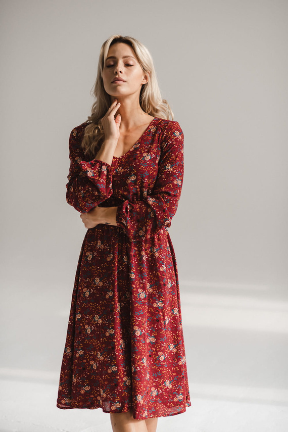 Krásne šaty Midi materské a dojčiace šaty od Milk&Love - bordové kvetinové, dlhý rukáv