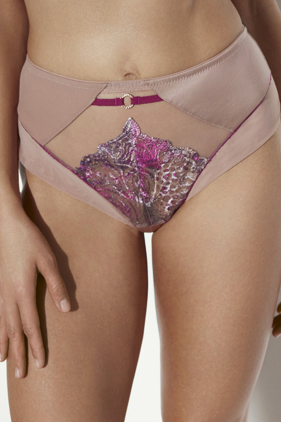 Dámske brazílske nohavičky Ava 2271/B Nude/Wine S-3XL – vyšívané, priehľadné