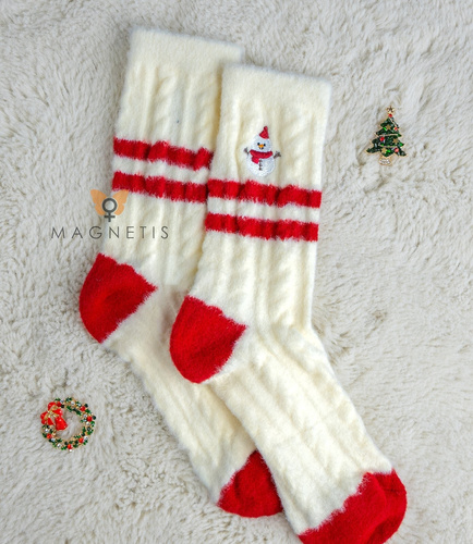 Magnetis dámske ponožky YN5034 - bavlnené vianočné ponožky s ozdobnou výšivkou