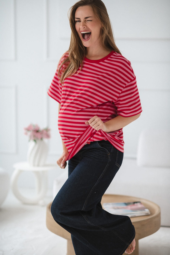 Mamahood Tričko pre tehotenstvo a dojčenie Milk&Love červeno-ružové pruhy - pohodlné a štýlové