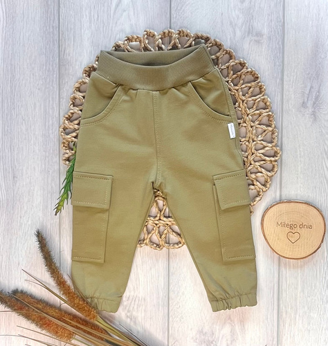 Detské nohavice Mamatti SJ09 joggery khaki – pohodlné a štýlové
