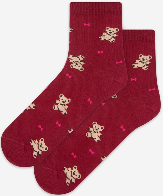 U84.01P Dámske ponožky Wola Perfect Woman červené 960- bavlna, farebné vzory