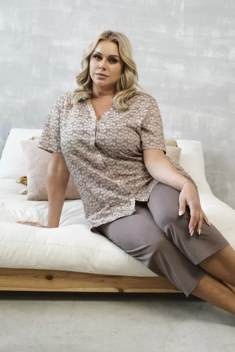 Ramira Dámske pyžamo s krátkym rukávom a 3/4 nohavicami Italian Fashion - potlač/kapučíno