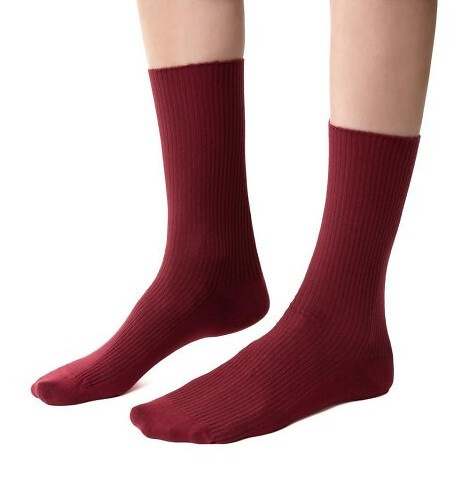Art. 062 Dámske ponožky Steven 014 tmavo bordové - rebrované, netlačené, bavlnené