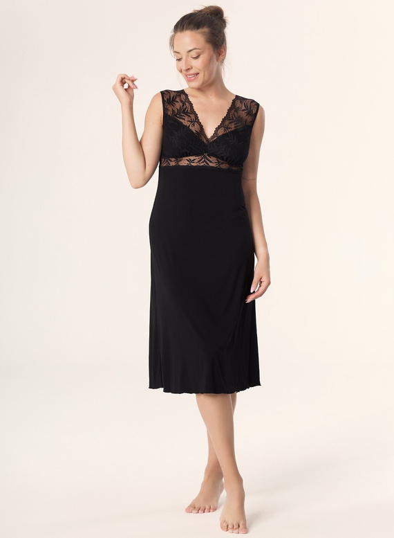 Nočná košeľa Petra KM29 Mefemi by Nipplex čierna- viskóza, čipka, dĺžka do lýtok