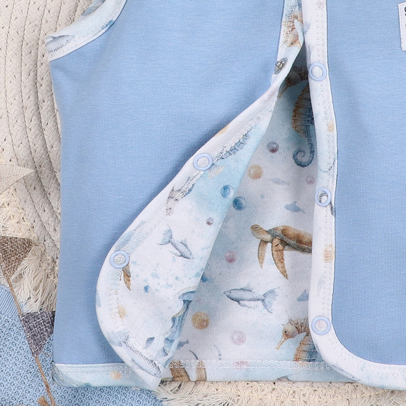 ABN-5458 Sea Of Joy Nini vesta - organická bavlna, pohodlné zapínanie