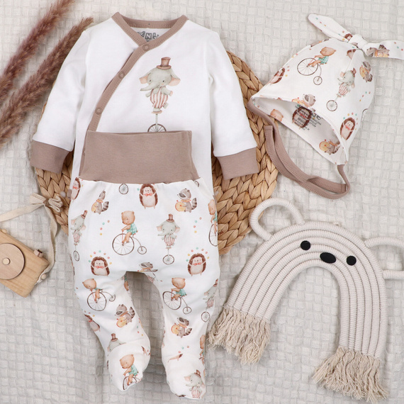 ABN-5582 Detské obálkové body Circus od Nini - 100% organická bavlna, zapínanie bez niklu, vyrobené v Poľsku