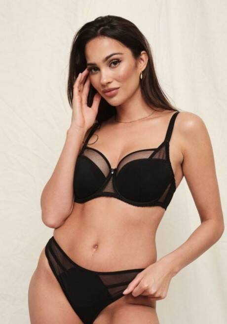 BC-676 Sophie Polovystužená podprsenka Kinga black