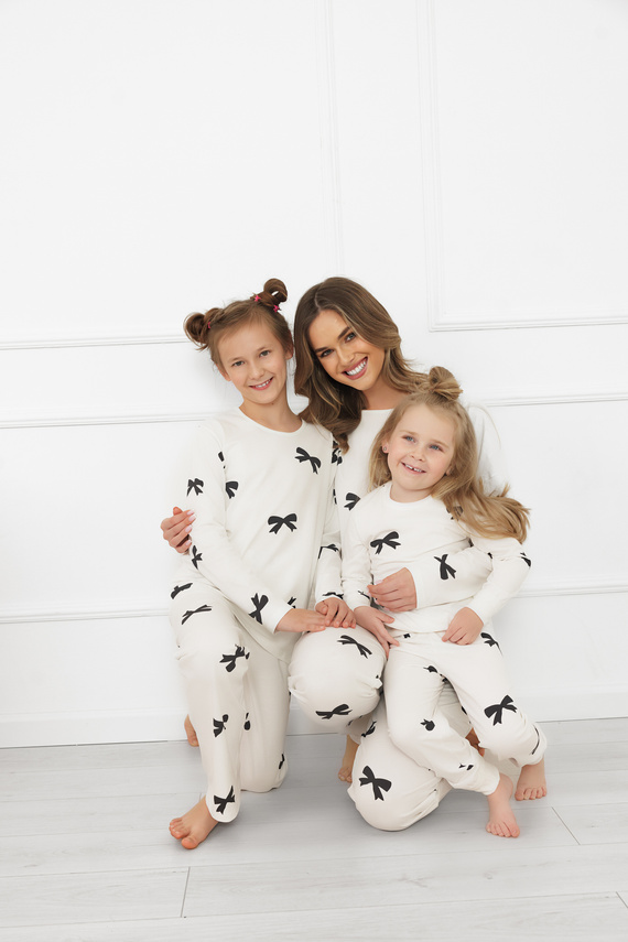 Dievčenské pyžamo Figaro - ecru, bavlna, dlhé rukávy a nohavice Talianska móda