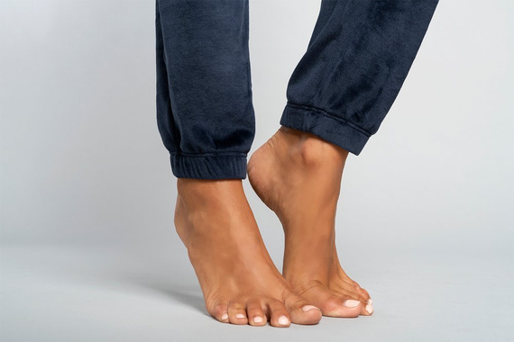 Dámska dlhá súprava Juga. rukáv, dĺžka. talianska móda ťavie nohavice