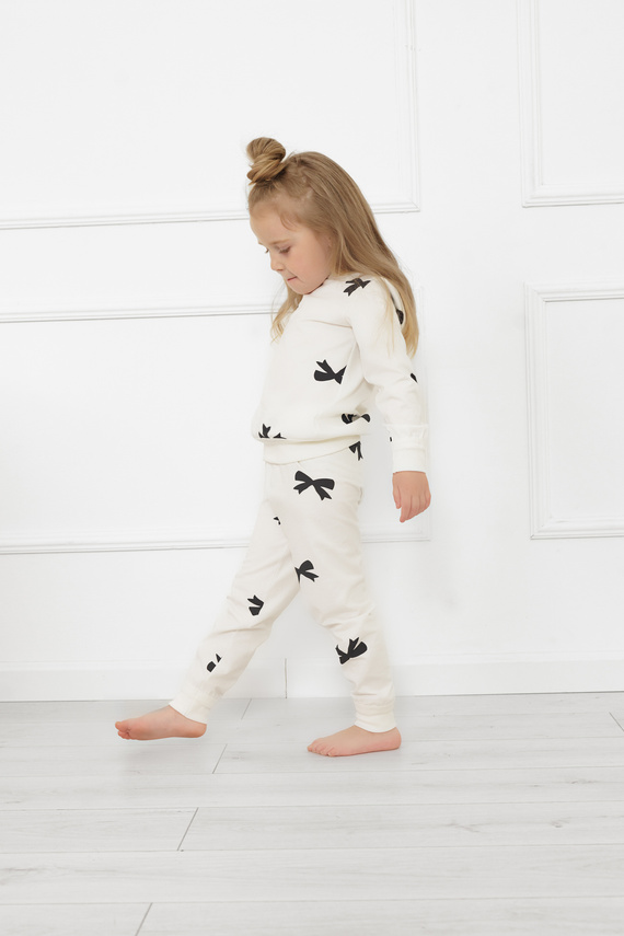 Dievčenské pyžamo Figaro - ecru, bavlna, dlhé rukávy a nohavice Talianska móda