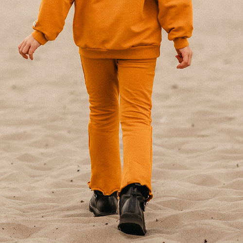 Simply Comfy Detské legíny do zvonu Eevi honey- 100% bavlna, pohodlné a štýlové