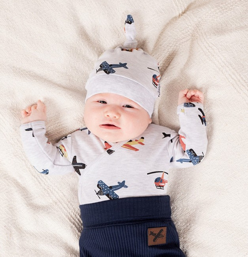 219054 Willy detská čiapka Nicol - bavlna, lietadlá, viazaná