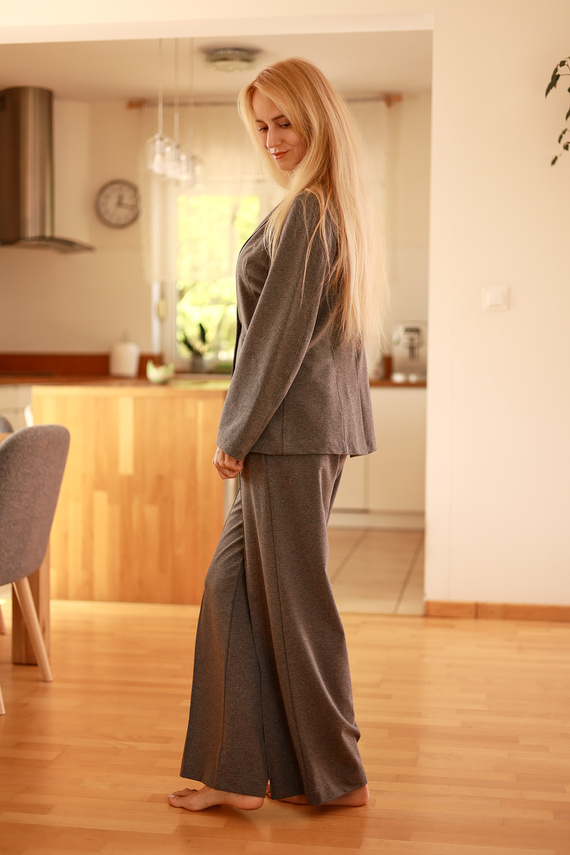 Emi - elegantná dámska bunda, 95% bavlna 5% elastan | Poľská značka Mirale - šedá