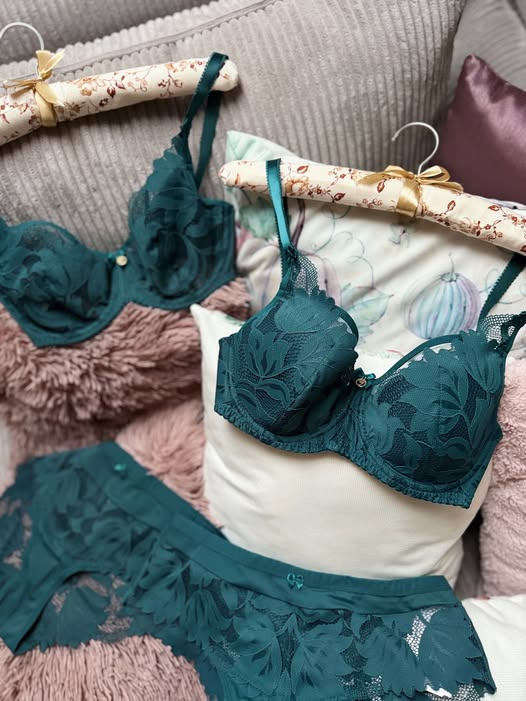 Gaia BS 1135 Nike zelená podprsenka s mäkkými kosticami,