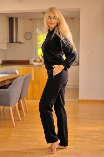 Brav dámske tepláky Mirale | Pohodlný bavlnený komplet | Poľská produkcia - čierna