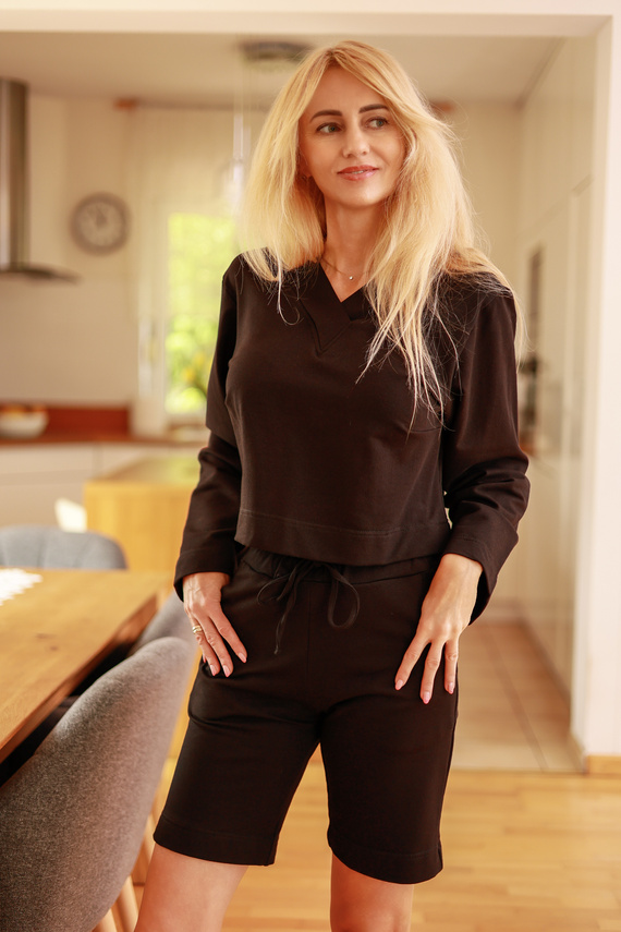 Diego - dámsky komplet: blúzka + šortky, 95% bavlna 5% elastan | Poľská značka Mirale - čierna