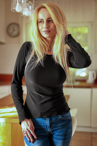 Blúzka Selena Mirale z mikrovlákna – priliehavá dámska blúzka