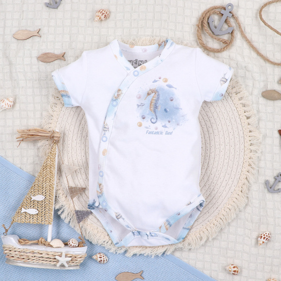 ABN-5444 Sea Of Joy Nini obálkové body s krátkym rukávom - organická bavlna, pre bábätká