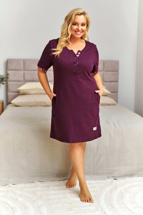 7472 Doctor Nap bordová bavlnená nočná košeľa s vreckami-burgundy