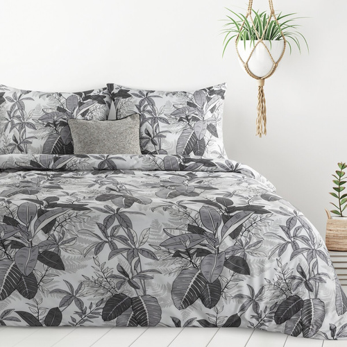 Posteľná bielizeň Cassie Design 91 kvetinová obojstranná mäkká na zips