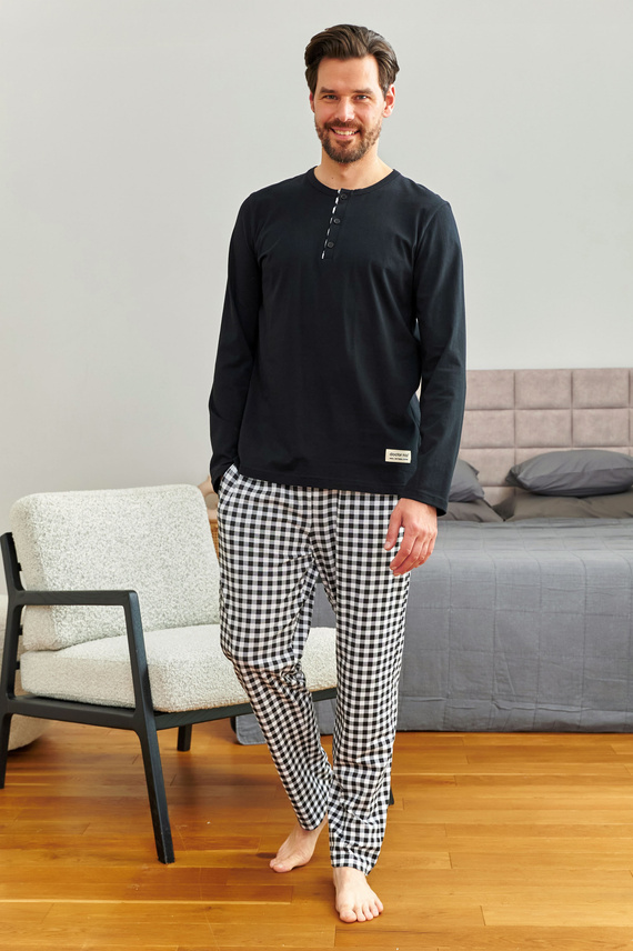 7369 Doctor Nap Pánske bavlnené pyžamo - klasický strih a prirodzené pohodlie na každú noc