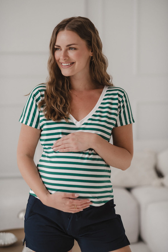 Blúzka pre tehotné a dojčiace ženy na dva spôsoby | Pohodlná blúzka s krátkym rukávom Milk&Love so zelenými a bielymi pruhmi