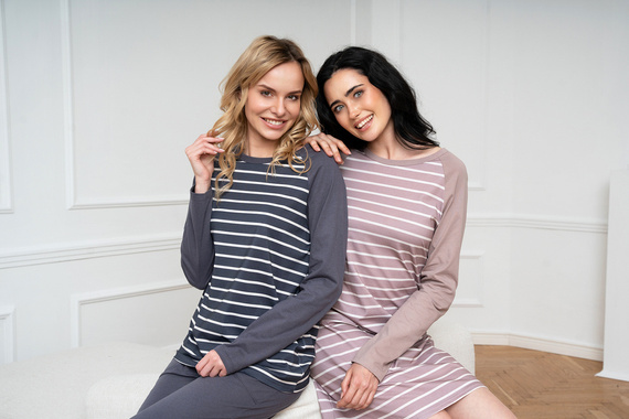 Oda Dámske pyžamo s dlhým rukávom a dlhými nohavicami Italian Fashion - grafitová/grafitová potlač