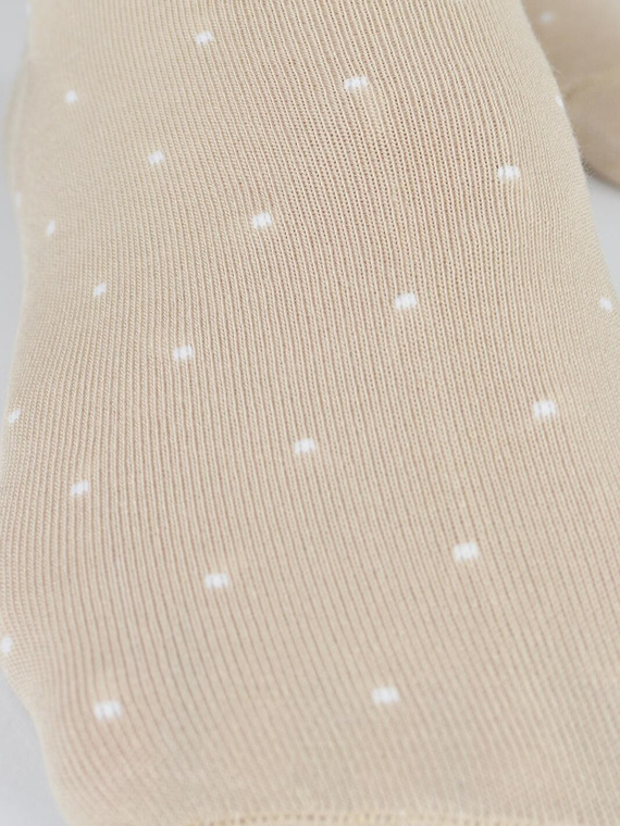 Dámske neviditeľné ponožky Noviti ST077 – modal, bodky, ploché švy beige