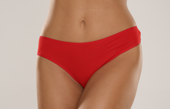 004 Limited Dámske nohavičky De Lafense - klasické, nízky strih, viskóza - červené