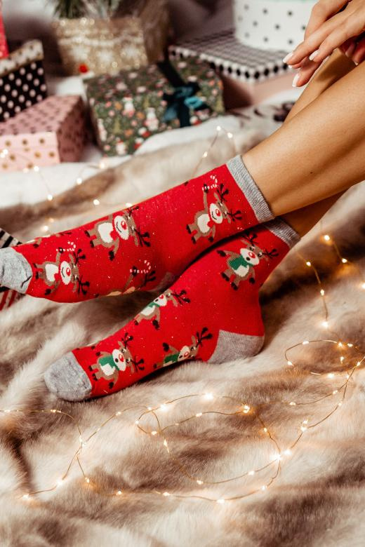 1283.002 Stojaci sob Milena - Dámske vianočné ponožky, červené