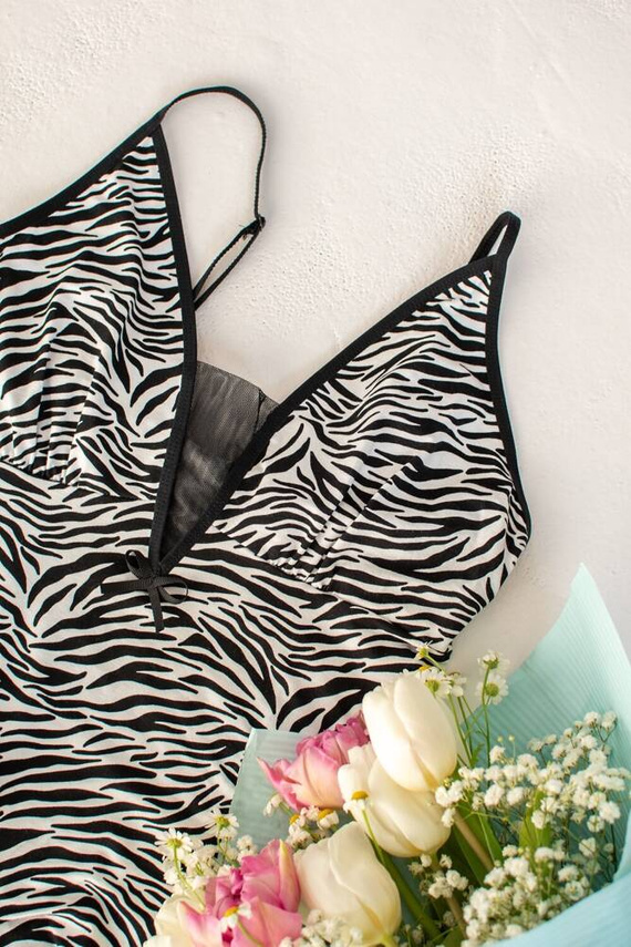 746 Savannah De Lafense nočná košeľa - bielo-čierna