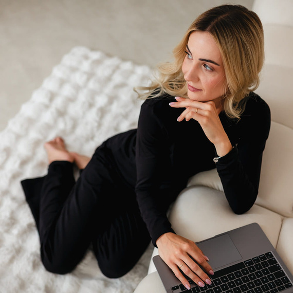 Eevi pre ženy Blúzka s dlhým rukávom čierna - bavlna + modal, elegantná, pohodlná