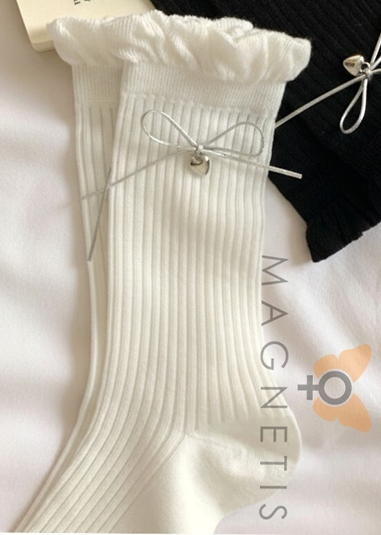 Magnetis CC-251103 dámske bavlnené ponožky s volánom a mašľou white
