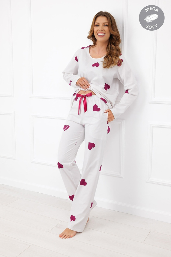 Italian Fashion Kioga dámske pyžamo Mega Soft dlhé ecru s bordovými srdiečkami