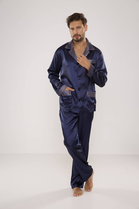 939 Pánske saténové pyžamo - tmavomodré