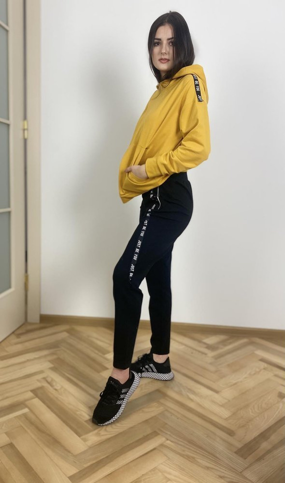 496 Dámska tepláková súprava Just Forex - medová