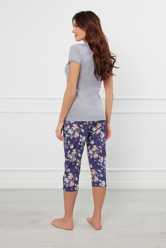 Dámske pyžamo Pulia s krátkym rukávom, 3/4 nohavice Talianska móda - melange/print