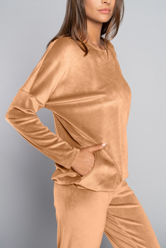 Dámska dlhá súprava Juga. rukáv, dĺžka. talianska móda ťavie nohavice