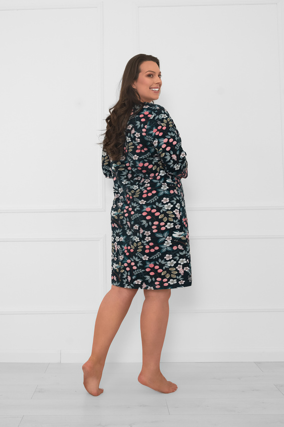 Dámska bavlnená nočná košeľa s 3/4 rukávmi Lucja - kvetinový vzor Talianska móda