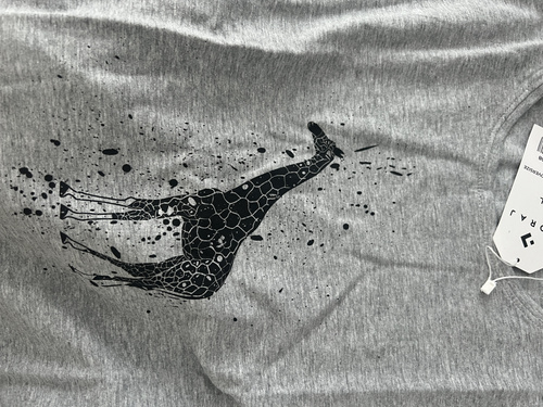 BD1700-008 Moraj dámska blúzka s krátkym rukávom - sivá, žirafa